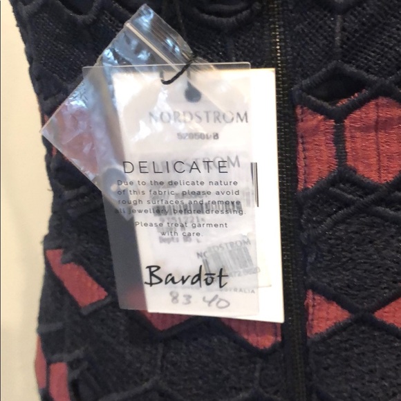 NWT Nordstrom Bardot Diamond lace dress midi - Picture 7 of 8